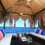 Aparthotel Aktur 3*