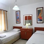 Aparthotel Aktur 3*