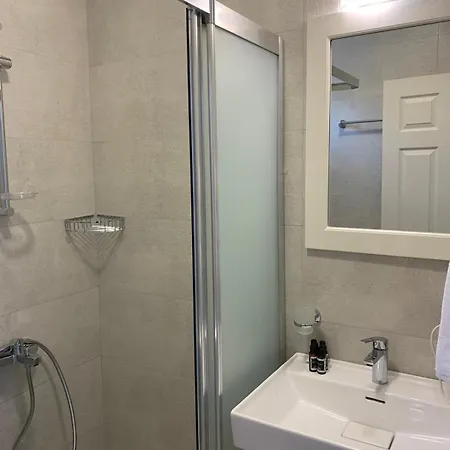 Apartahotel Aktur 3*