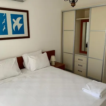 Apartahotel Aktur 3*